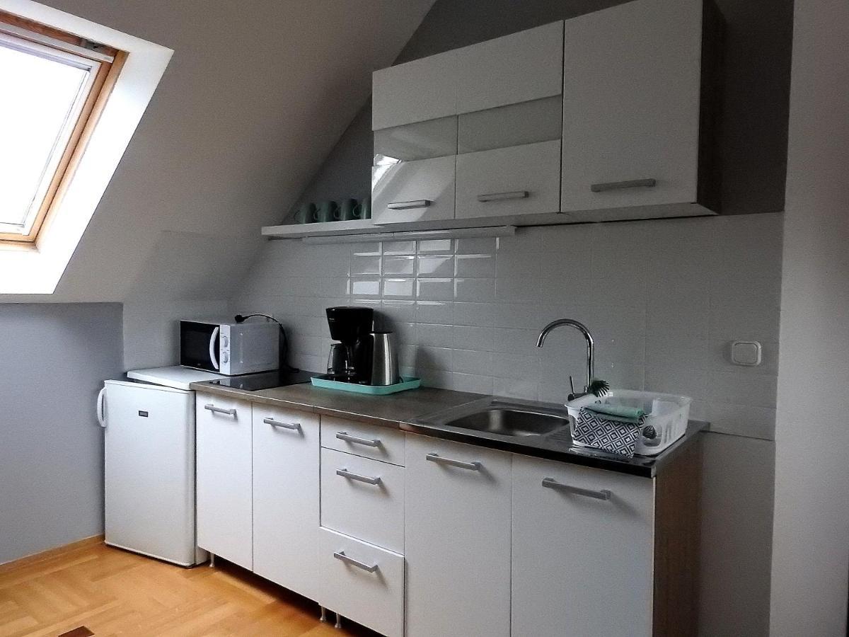 Georgina Apartman ฮอร์กานี ภายนอก รูปภาพ