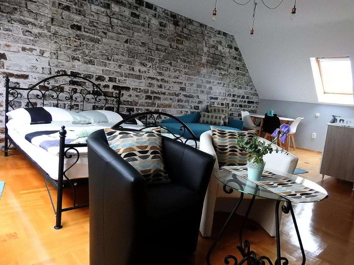 Georgina Apartman ฮอร์กานี ภายนอก รูปภาพ